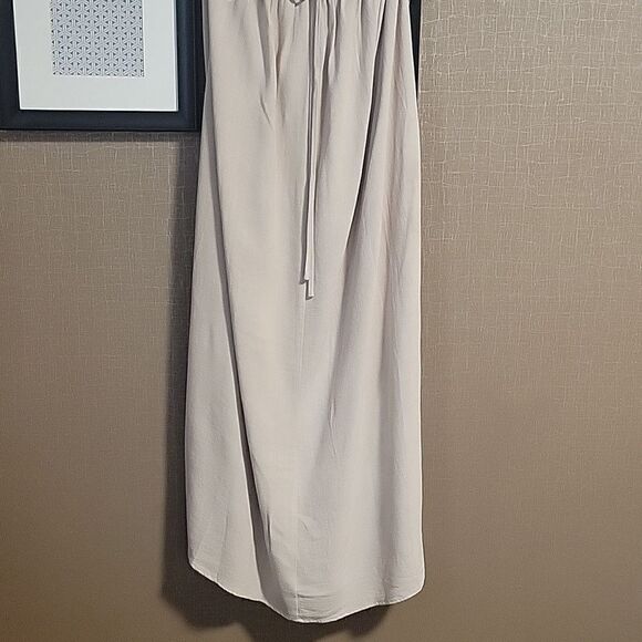 Bumpsuit Cut Out Linen Blend Dress - Picture 11 of 14